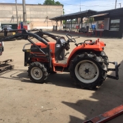Не работает задний навес трактора Kubota. Ремонт Kubota
